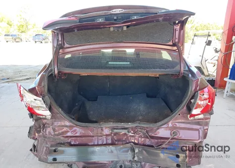 2017 Toyota Corolla z USA, uszkodzony, nr VIN 5YFD1HEXHP615545